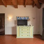 Βίλα Charming Sea Shared Pool Sleeps 6 V6in *