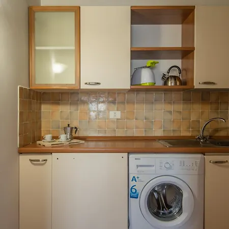 Charming Sea Shared Pool Sleeps 6 V6in * Punta de su Torrione