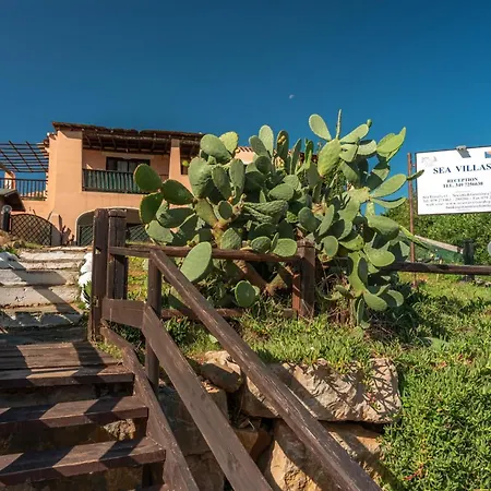 Villa Charming Sea Shared Pool Sleeps 6 V6in Punta de su Torrione